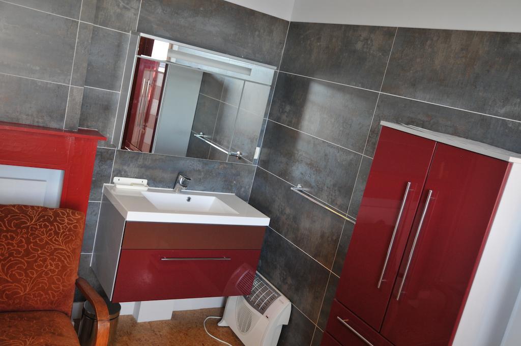 Gite Stone Lodge Bourcy Szoba fotó